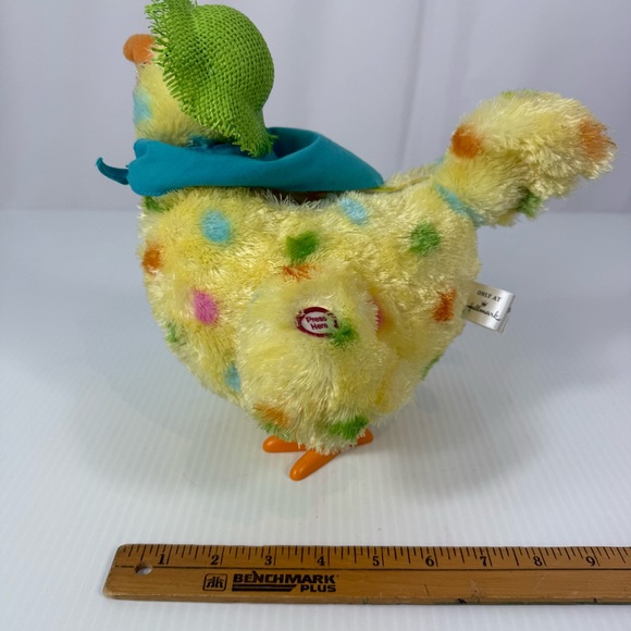 Hallmark Easter Squawkin Egg Laying Chicken Singing Mama Hen w/ Extra Eggs Works - Picture 17 of 17